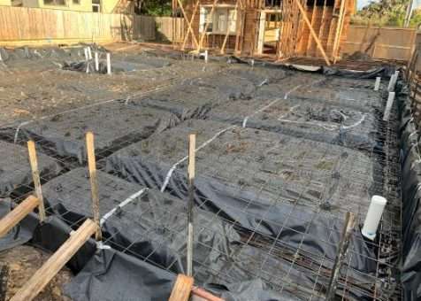Concrete-Frankston-team-installing-a-new-house-slab-in-Carrum